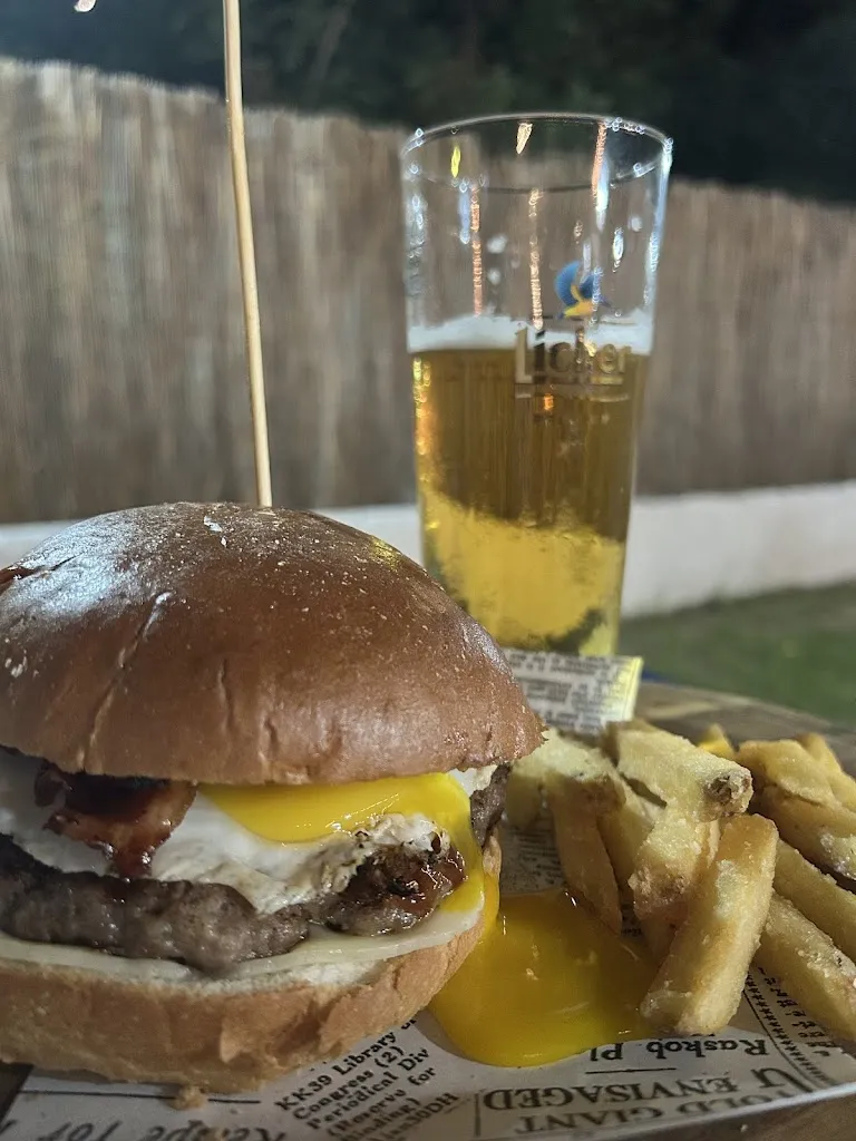 Malindi pub_Badolato Marina_slider_image_3