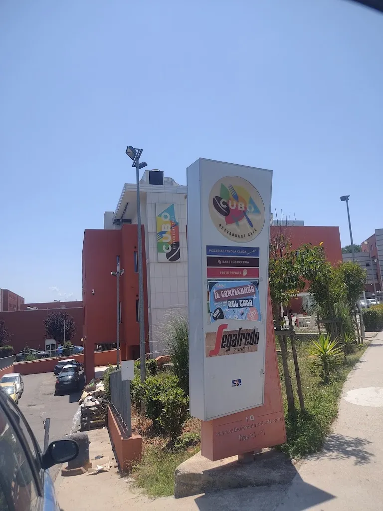 Saurav Bhattacharyya_Cubo Restaurant Cafè_Arcavacata_recensione