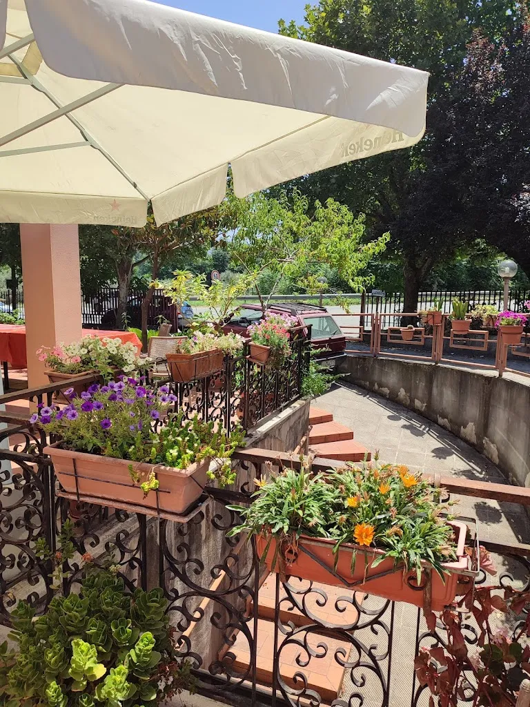 Lisandrone_Arcavacata_slider_image_1