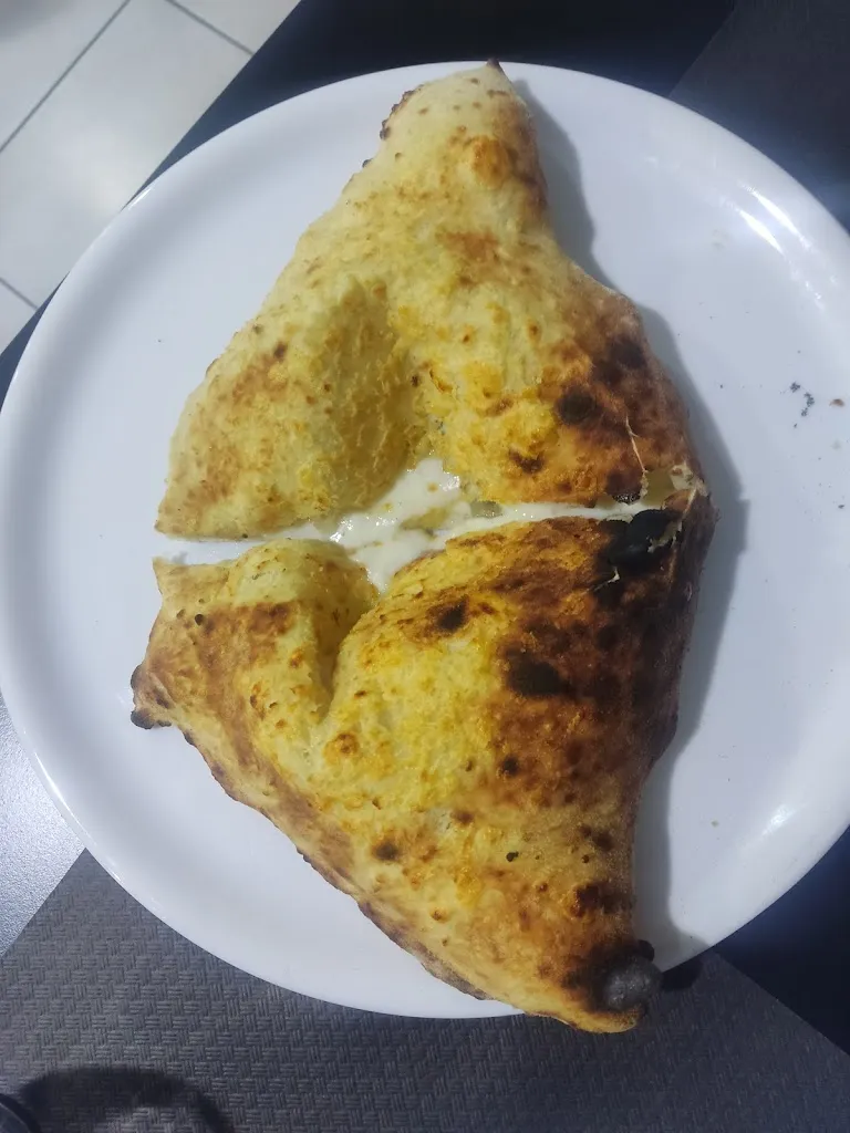 Gianbattista Catera_Ma Tu Vulive A Pizza_Arcavacata_review
