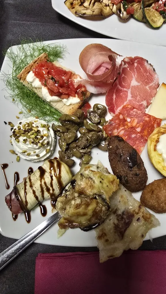 SALVATORE TAMBATO_Pizzeria Il Tufo_Arcavacata_review