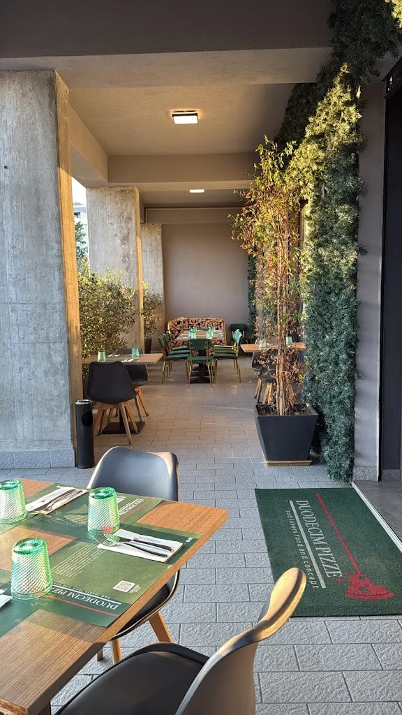 Duodecim Pizze_Arcavacata_slider_image_3