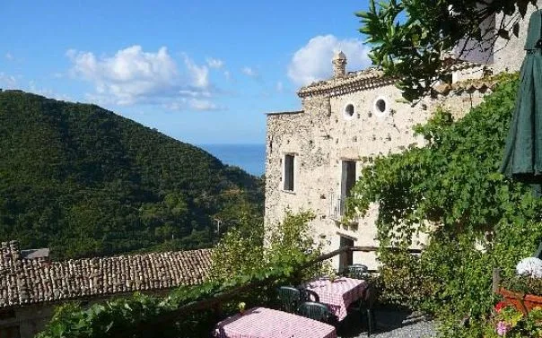 A Taverna Intru u Vicu restaurant in Belmonte Calabro