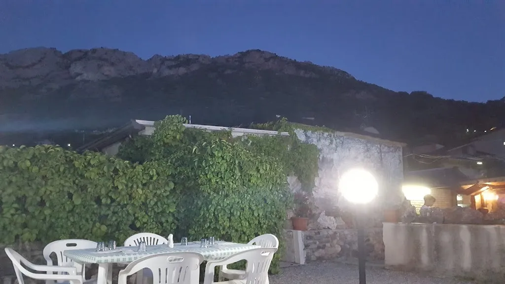 La Pietra_Bivongi_slider_image_1