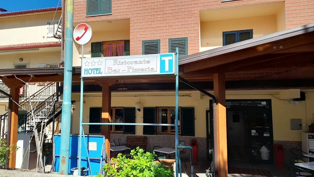 hotel e azienda agricola Renzini restaurant in Bocchigliero