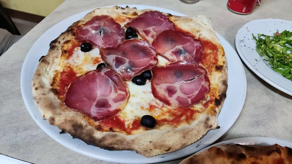 Θοδωρής Γκ_PLATÌA NIKI_Bova_review