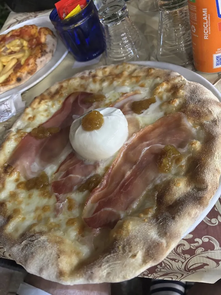 Stefano M_Notting Hill Pub Pizzeria_Bova_review