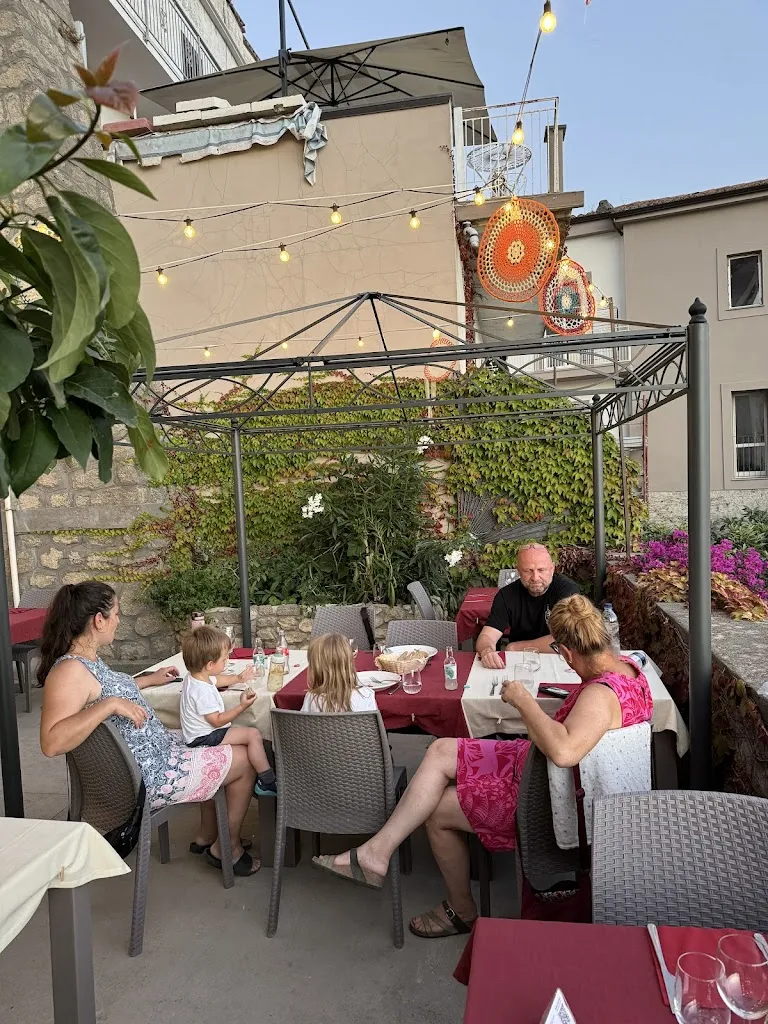 David Žák_Osteria Vistamare_Belvedere Marittimo_review