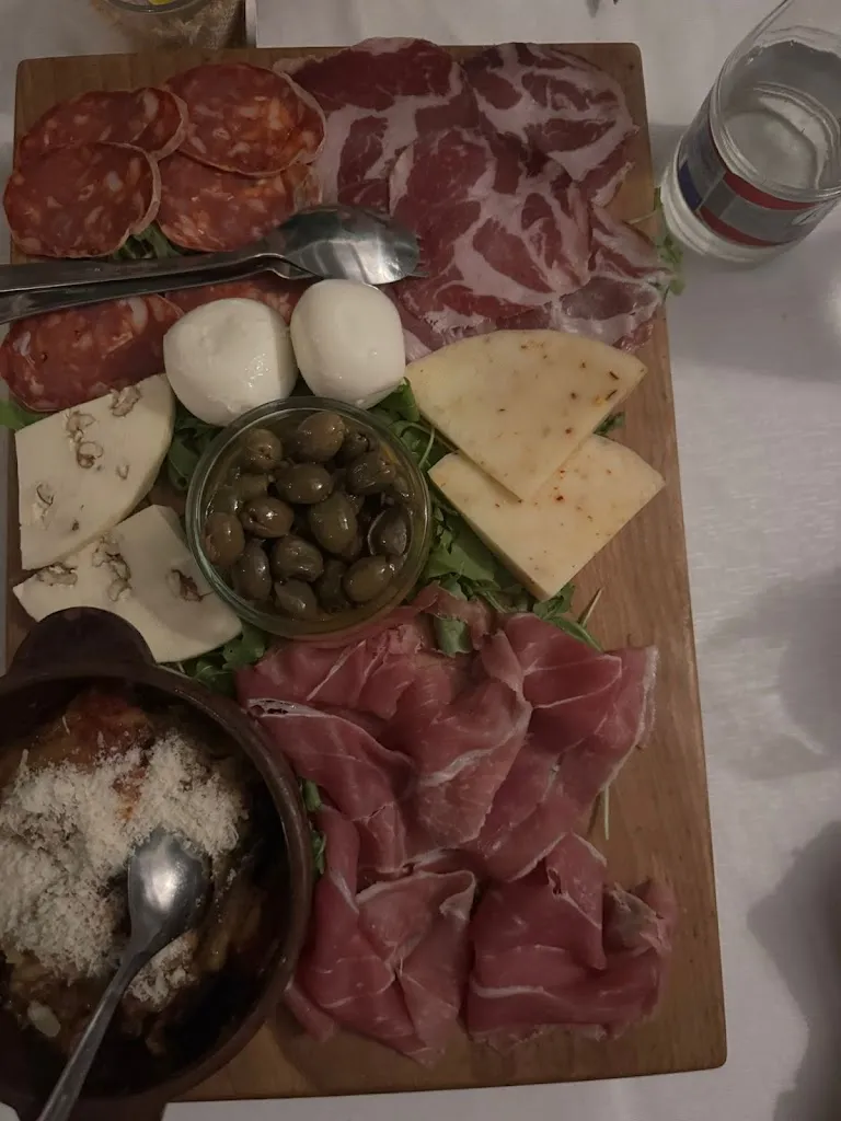 Concetta Maddaluno_Casale Vecchia Fattoria_Belvedere Marittimo_review