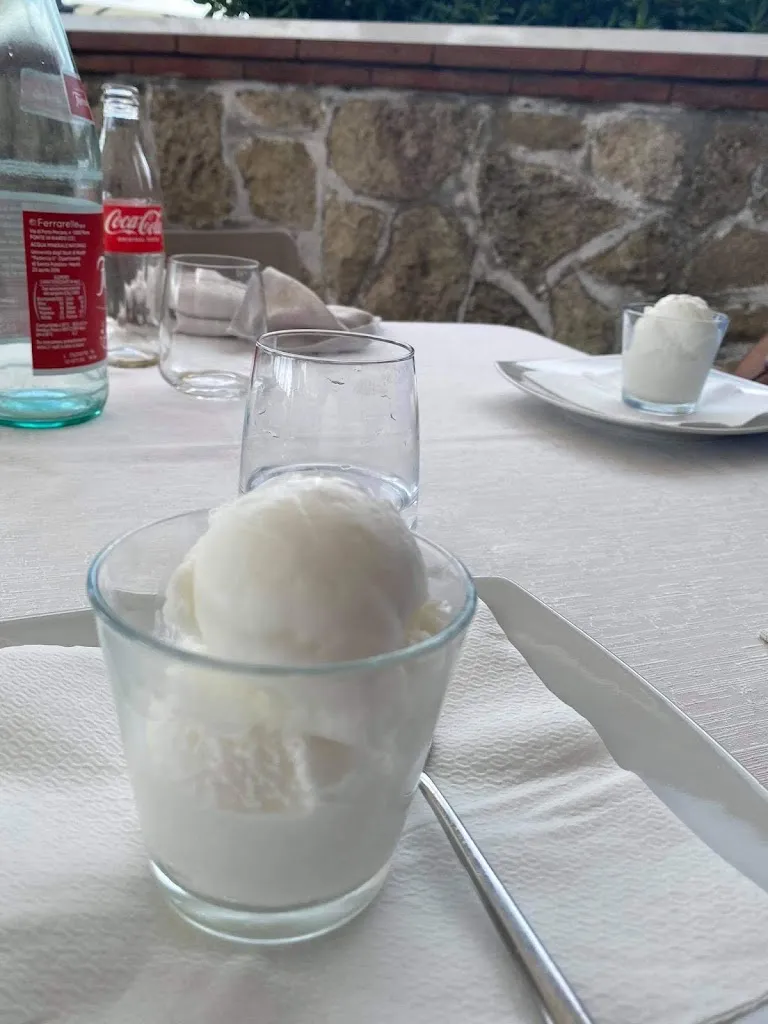 Petra Jankovicova_Al Povero Pesce_Belvedere Marittimo_review