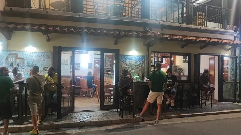 Le Scimmie restaurant in Belvedere Marittimo