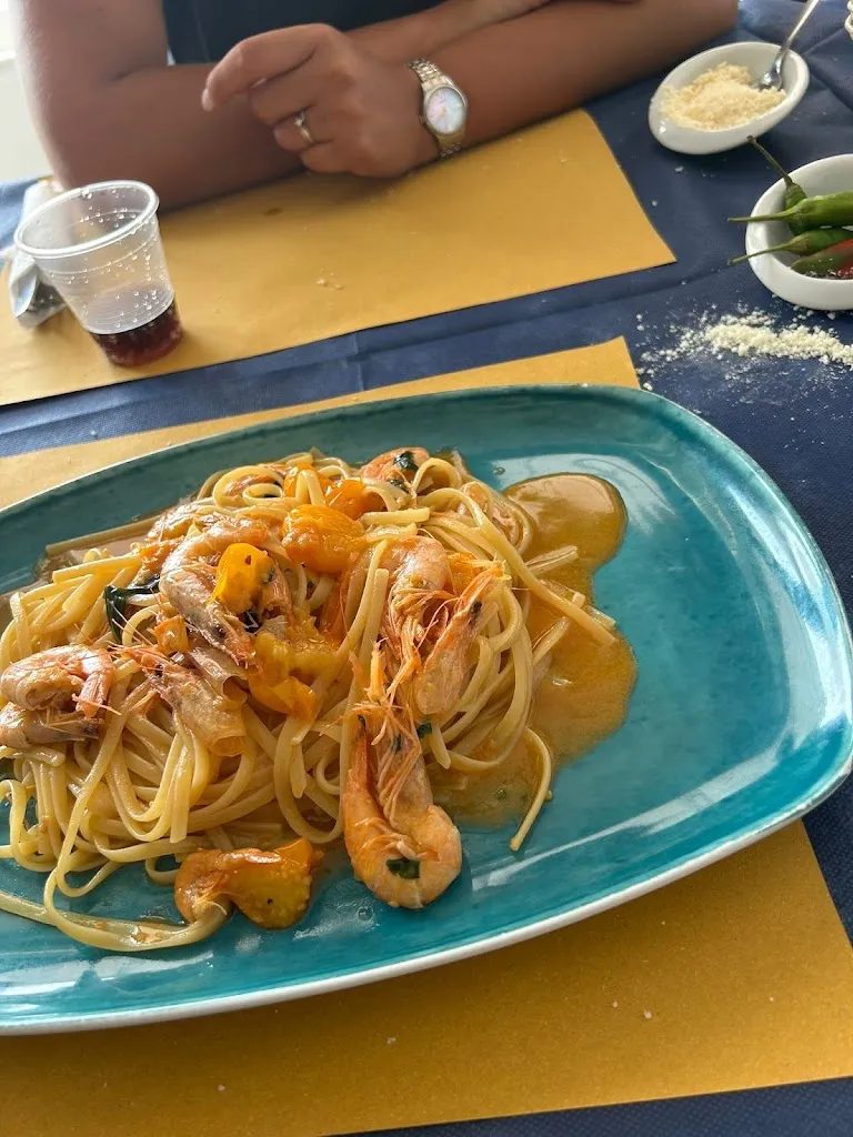 Mena Avitabile_Dalu - Pizzetteria Bar Tavola Calda_Belvedere Marittimo_review