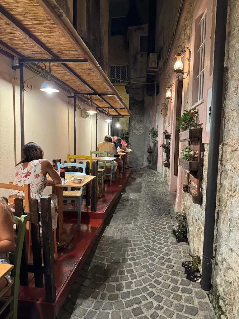 Vintage Paninari Gourmet_Belvedere Marittimo_slider_image_3