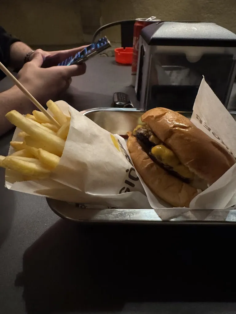 Massimo Bencardino_Giò Burger Belvedere_Belvedere Marittimo_review