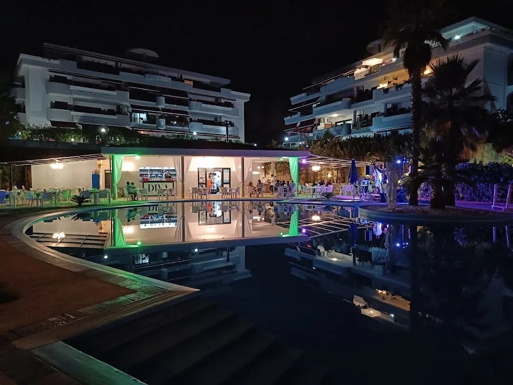 Alessandro Crusco_DIVA_Belvedere Marittimo_review