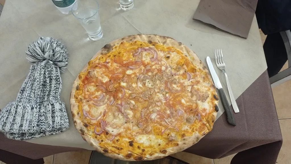 Maja Bižaca_Magic Pizza_Belvedere Marittimo_review