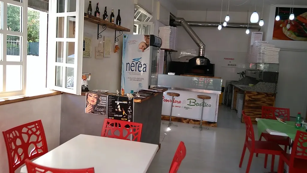 Pizzeria Pomodoro e Basilico_Belvedere Marittimo_slider_image_2
