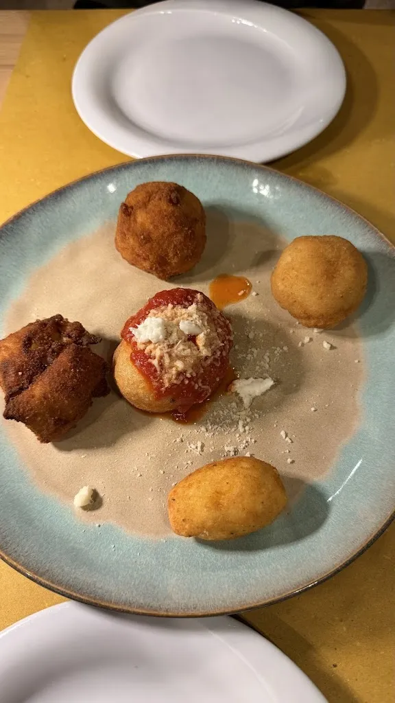 A Scivale_Lo Spizzico dal 1995_Botricello_review