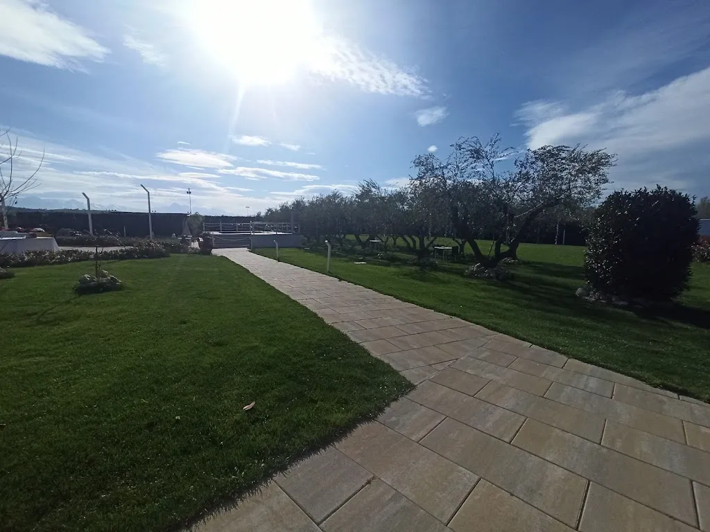 Fabio Romeo colucci_Villa Fernando_Cologna Spiaggia_review