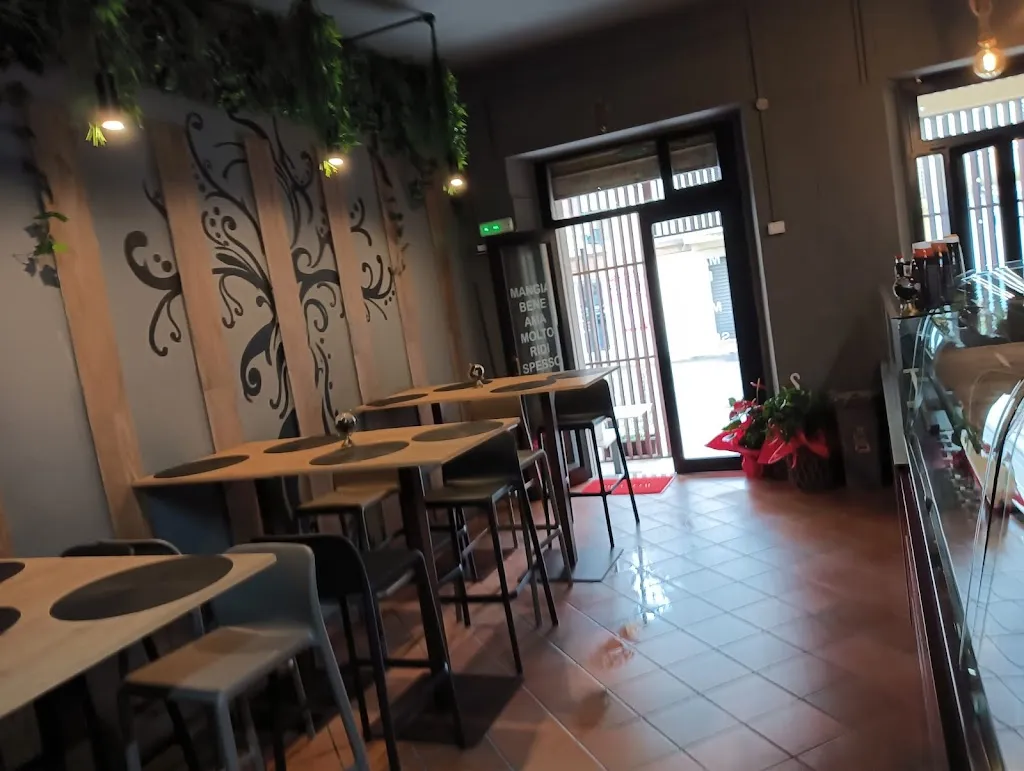 Pizzeria Contemporanea, Tavola Calda, Rosticceria,Pub restaurant in Botricello