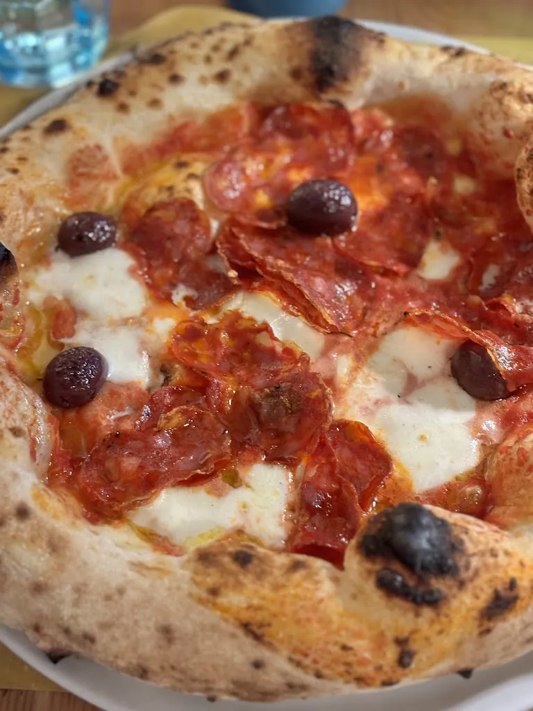 gianluca roca_Alberto Pignanelli Pizza & Fritti & Hamburger_Botricello_review