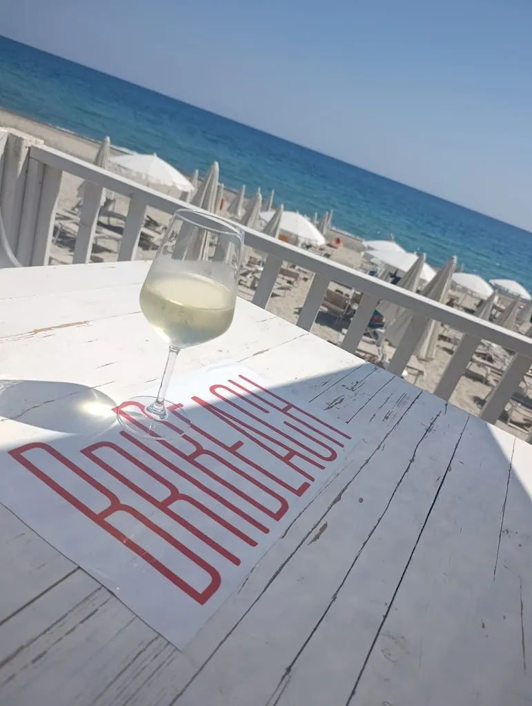Fabio Modafferi_BriBeach_Botricello_review