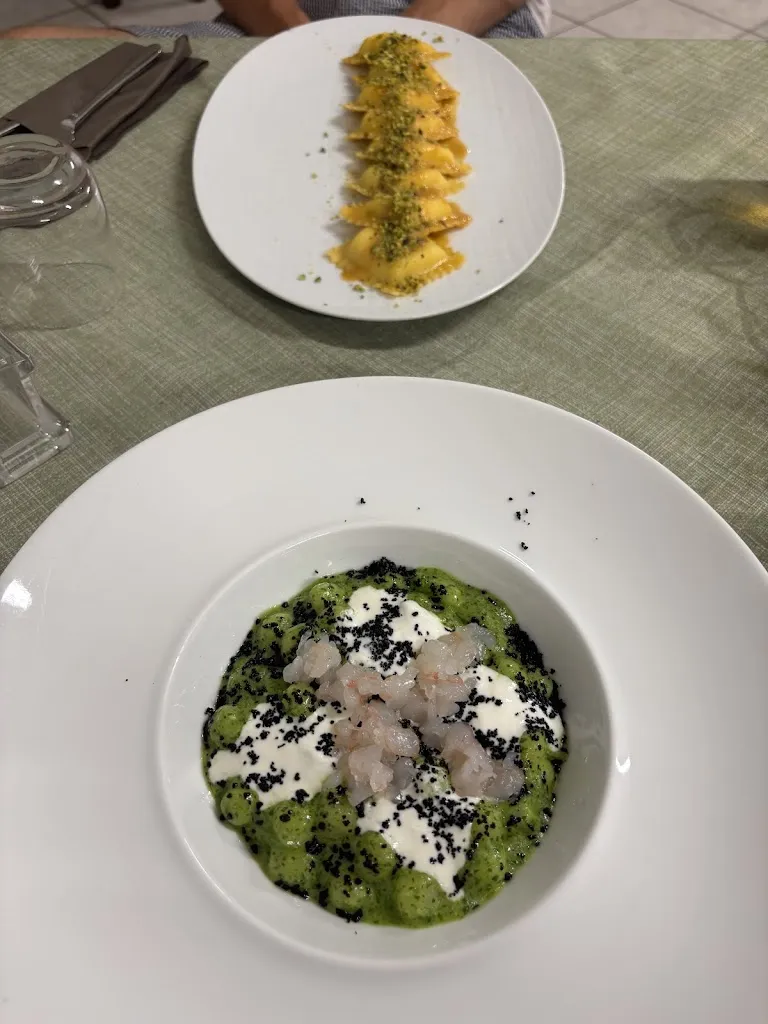 Mutlu Irem Ulker_Bentò Ristopizza_Botricello_review