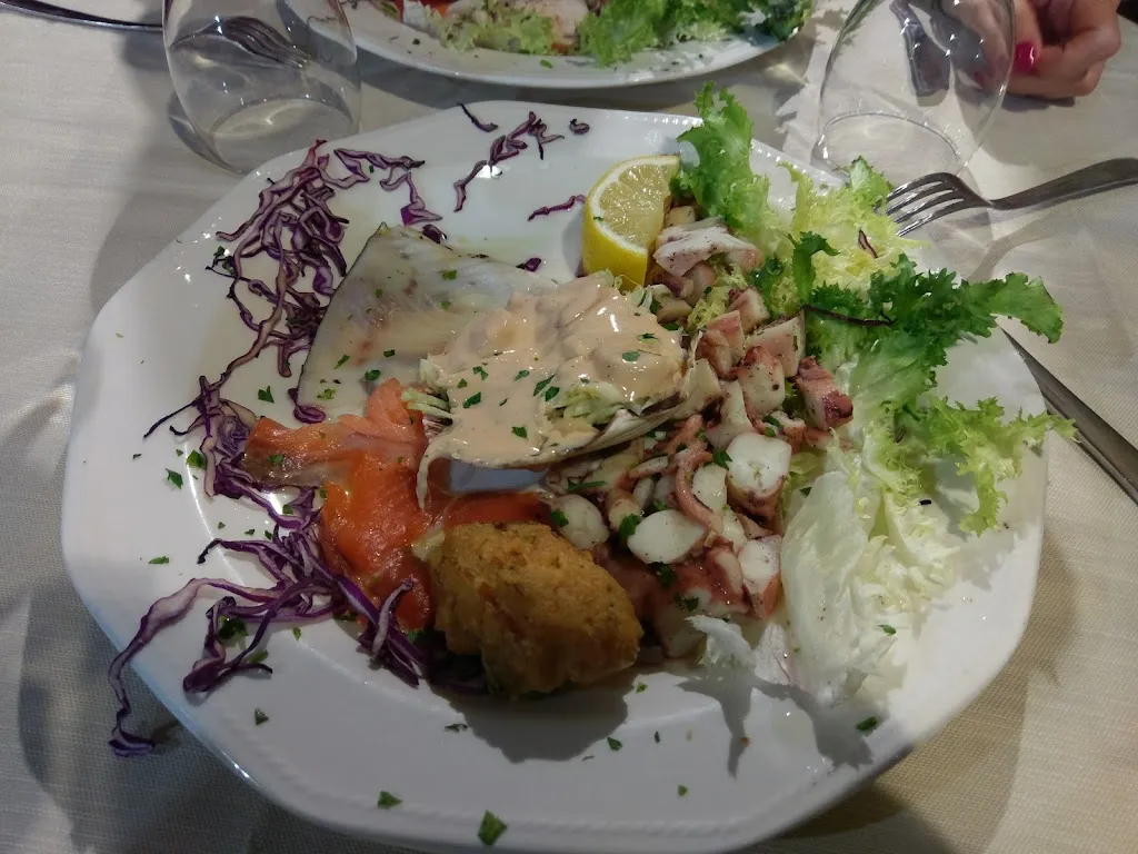 Menu_Cisca restaurant_Botricello_image_2