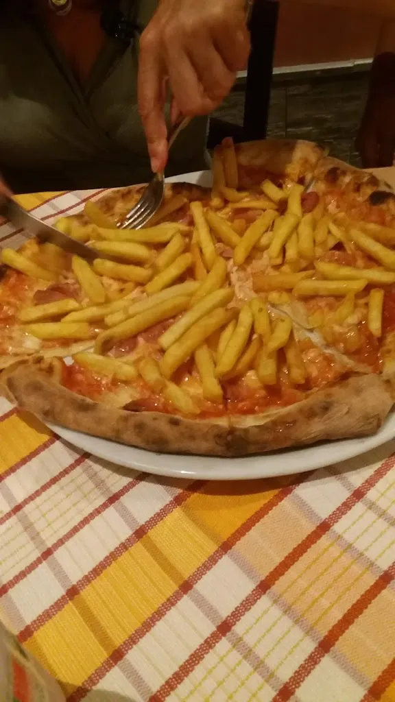 Menu_Pizzeria Totò e Peppino._Bovalino_image_9