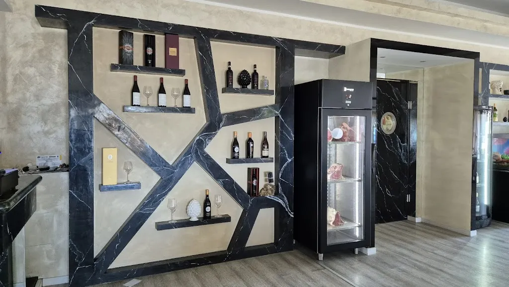 Giovanni Vettrice_Ristorante Pizzeria Isola dei Sapori_Bovalino_review