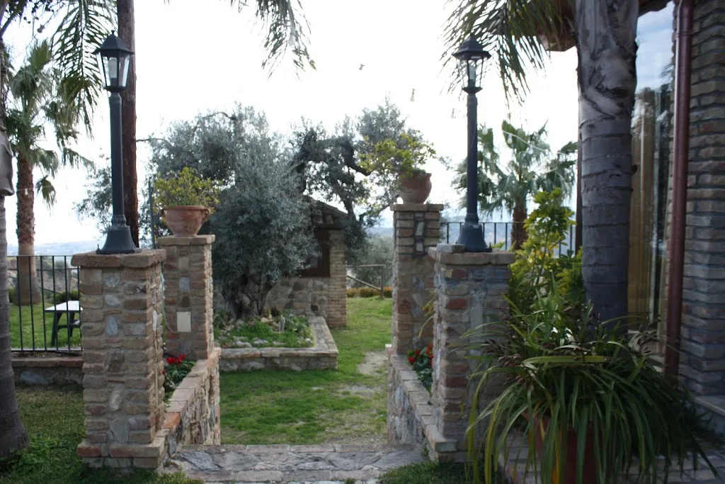 Sonia Manno_La Tenuta Del Conte Ruggero_Bovalino_review