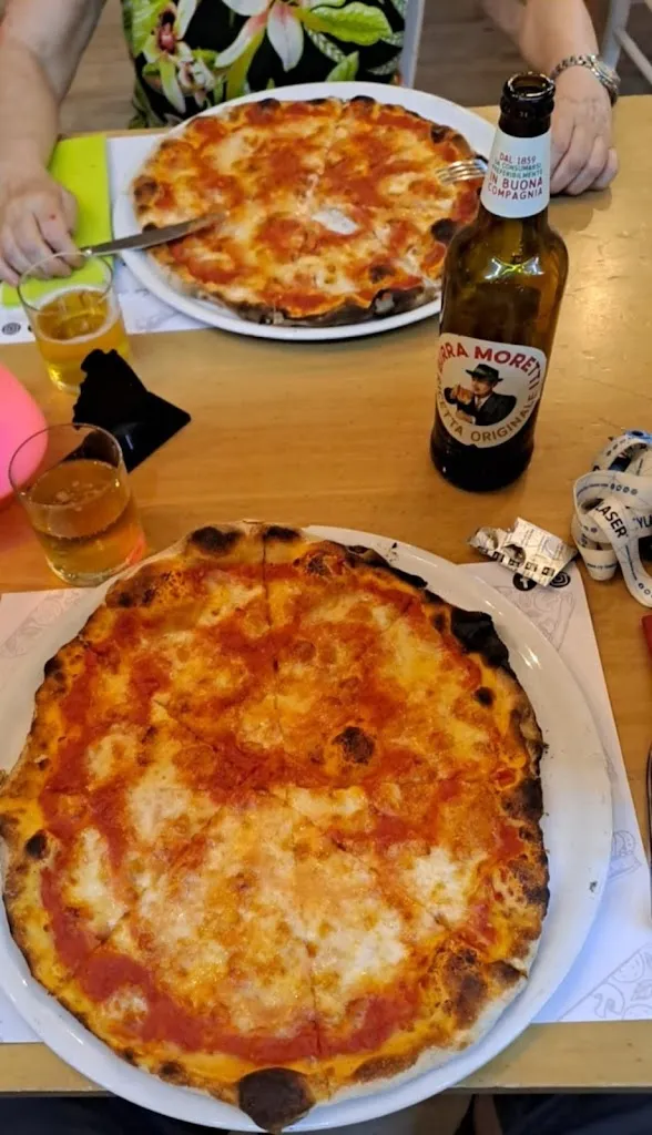 Giuseppe Marcone_Bar Pizzeria Aurora...forno a legna_Cologna Spiaggia_review
