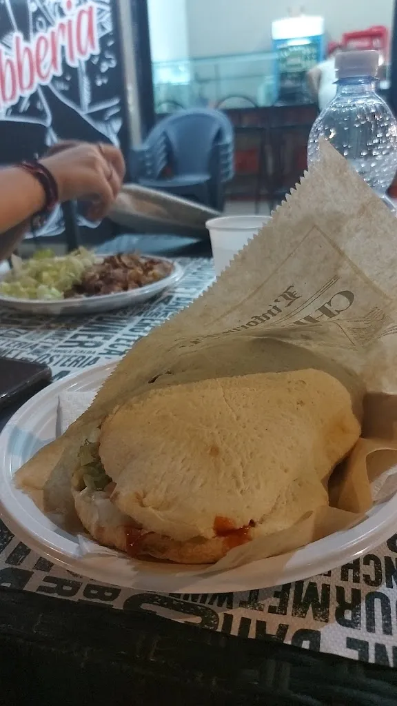 ilaria oppedisano_Mondo Pizza & Kebab_Bovalino_review