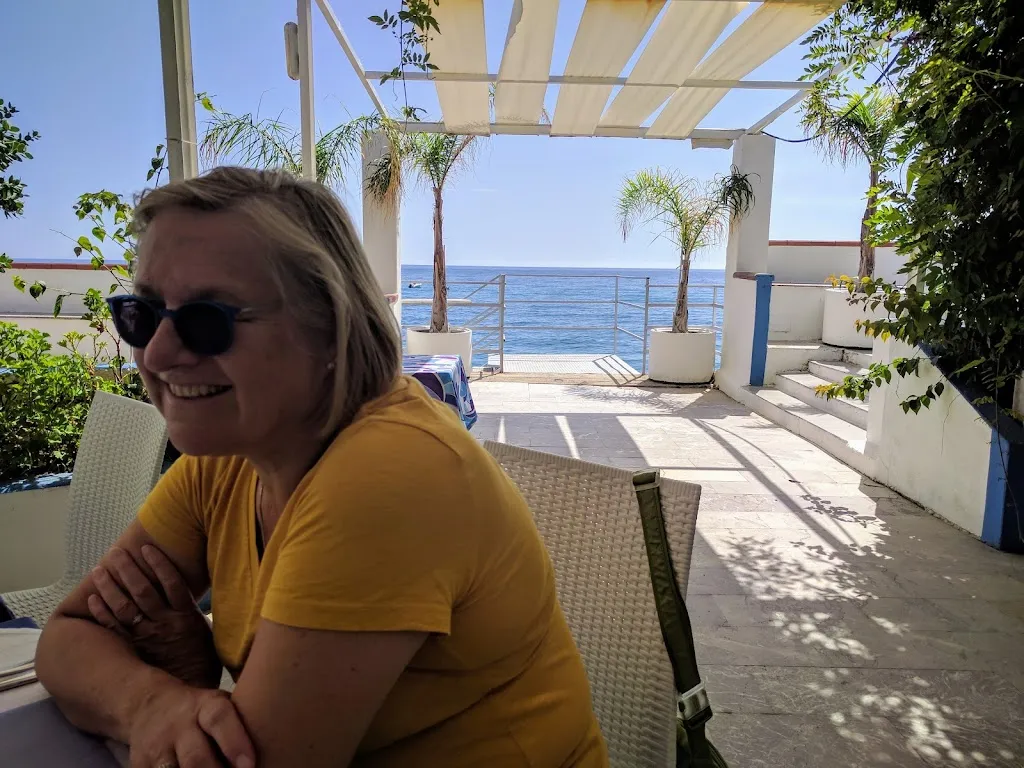 Tony Dell'Osso_La Perla Azzurra_Bovalino_Bewertung