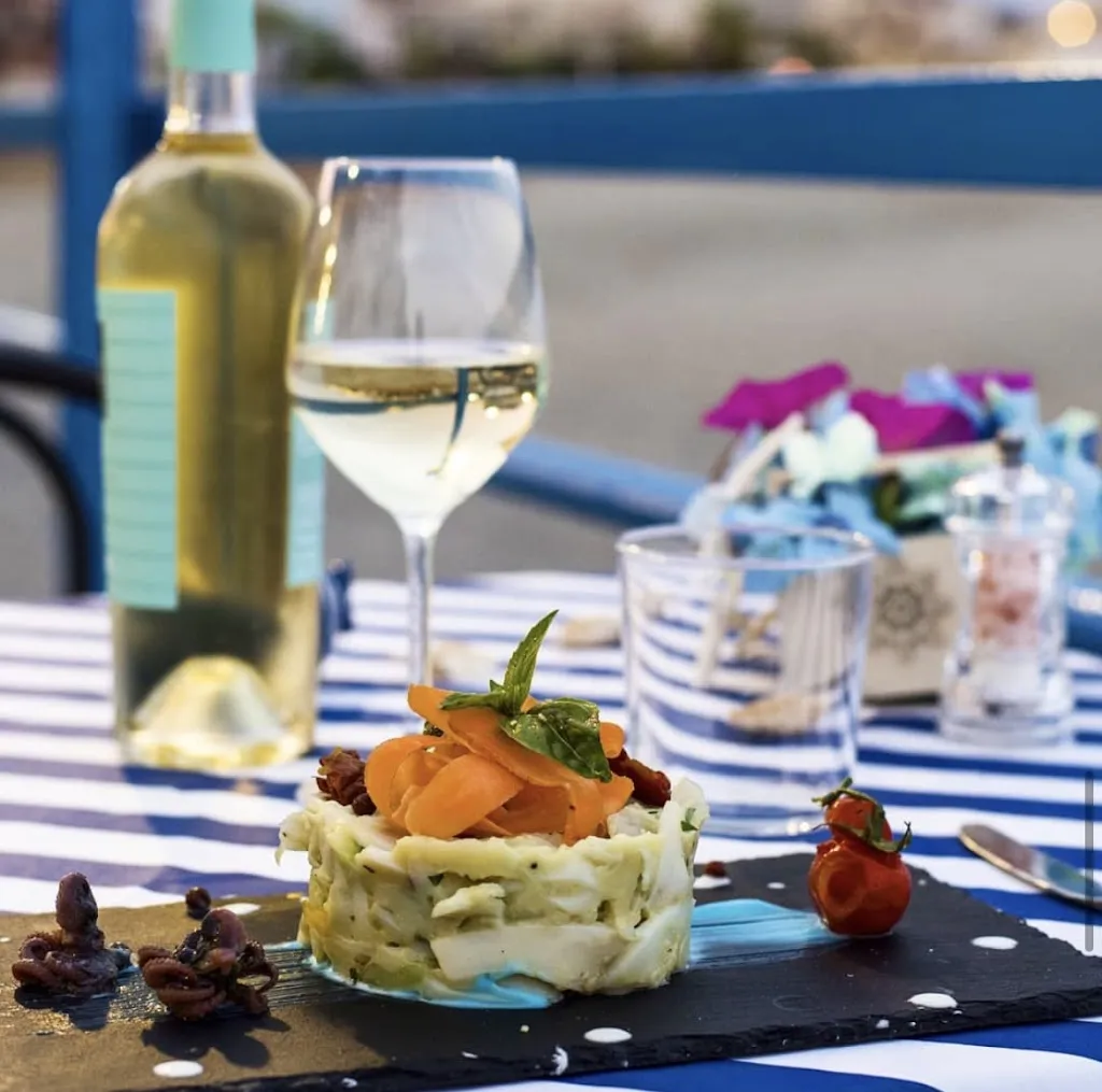 Lido Liberty_Brancaleone-Marina_slider_image_2