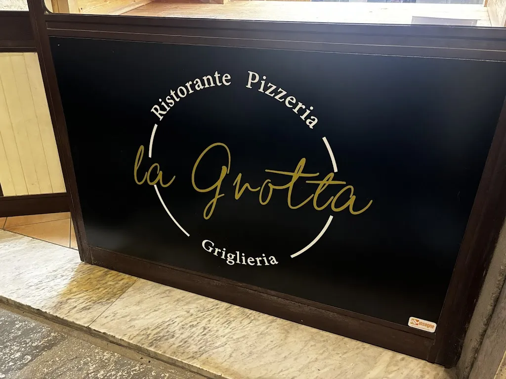 Dr. Giuseppe Minniti_La Grotta Griglieria Brancaleone_Brancaleone-Marina_Bewertung