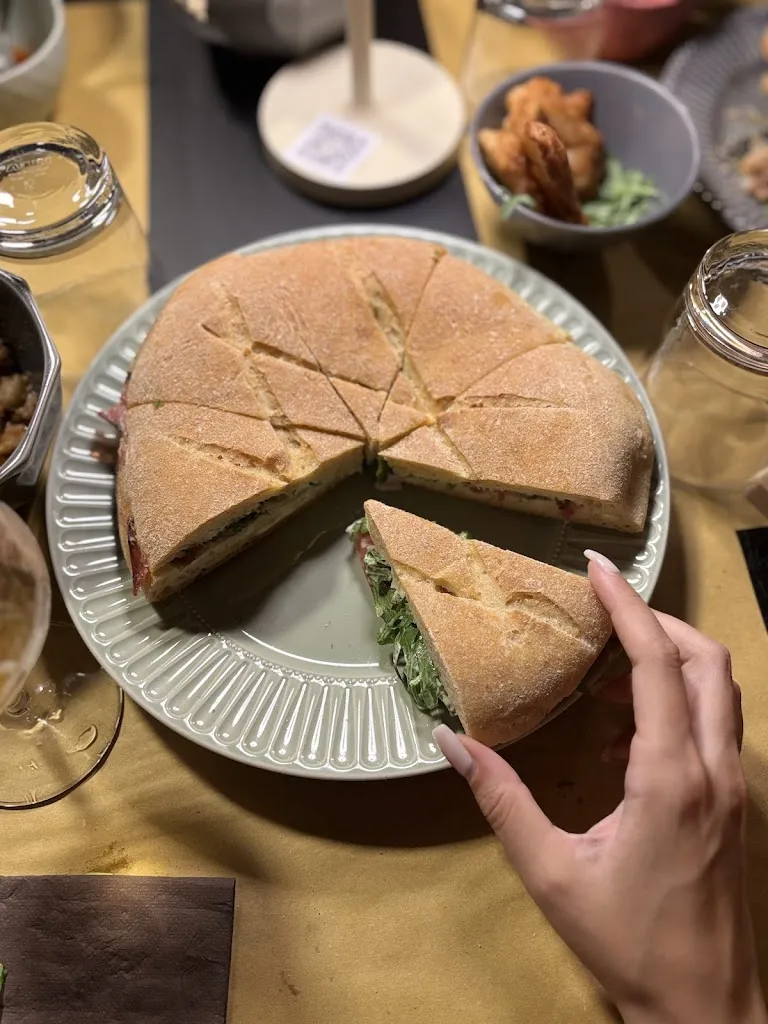 Maria Antonietta Ligato_Symposion Wine Atelier_Brancaleone-Marina_review