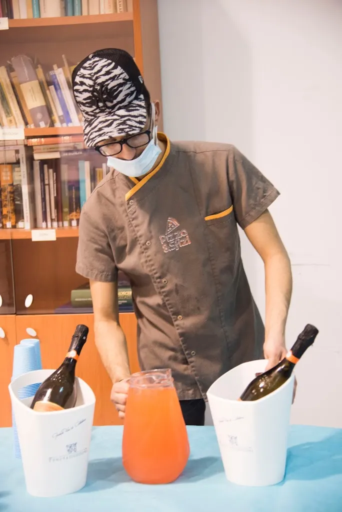 Pizza & Sfizi_Brancaleone-Marina_slider_image_3