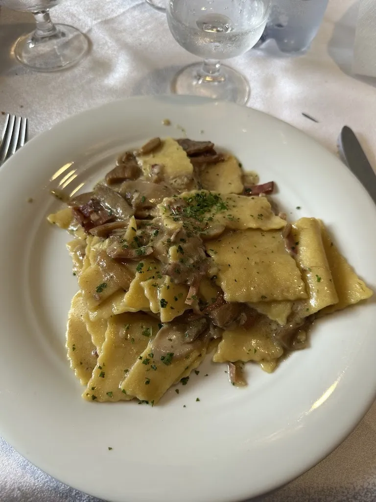 Taverna dei Borboni_Brognaturo_slider_image_3