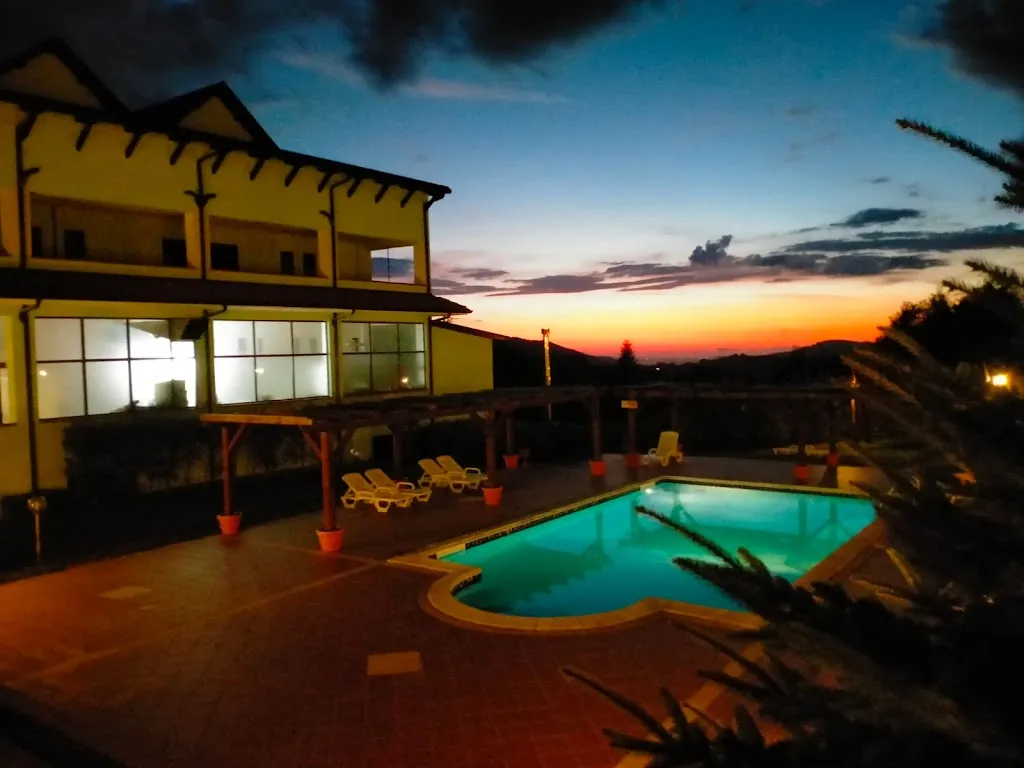 FRA.TAS. Agriturismo Belvedere restaurant in Brognaturo