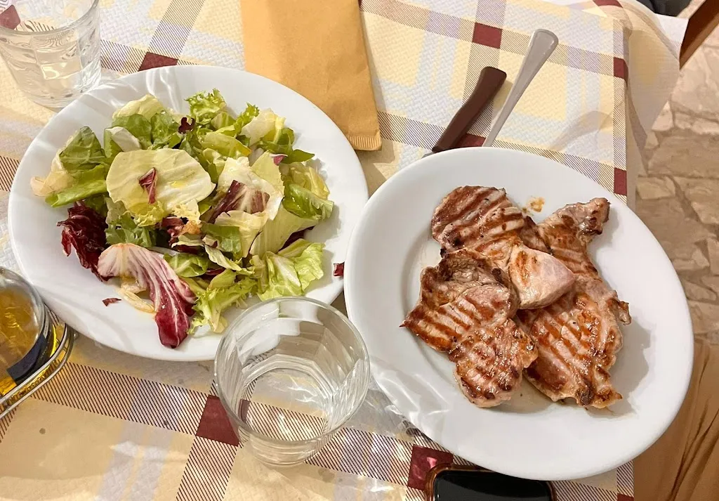 Antonio Malfara'_Ristorante Pizzeria La Roccia_Caccuri_review