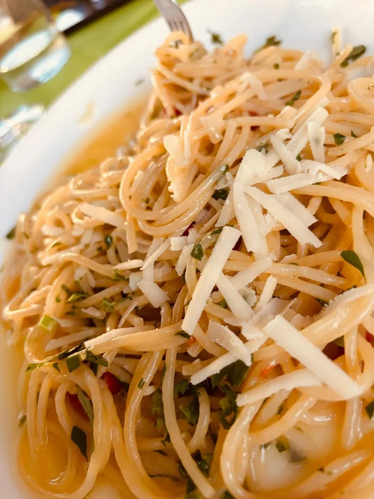 lorraine baker_Lido La Brace Uno_Briatico_review