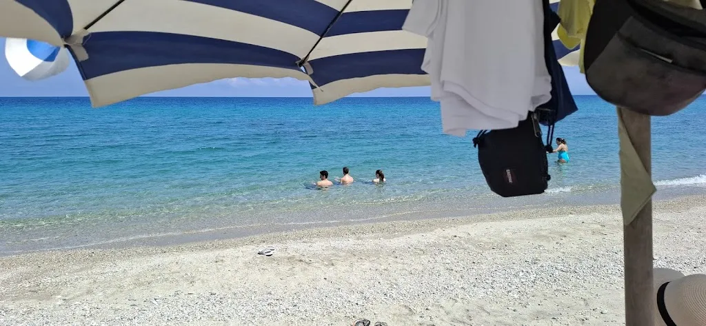 Eduardo Orma_Lido da Nonna_Briatico_recensione