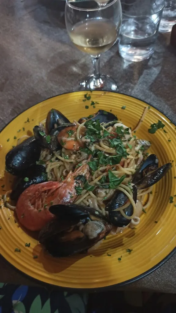 Angela Di Pinto_Pizzeria San Francesco_Briatico_recensione