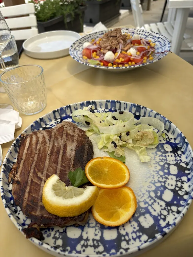 Nigel Orrin_Paradise beach_Briatico_review