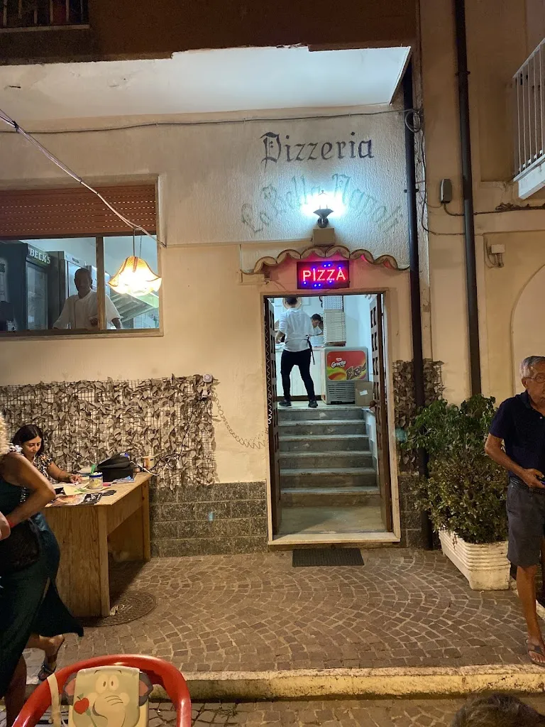 Pizzeria Bella Napoli_Briatico_slider_image_1