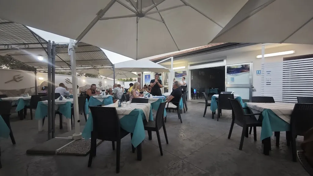 Fish Food and fond of the Sea_Briatico_slider_image_3