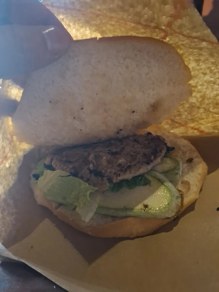 Raffaele Giro_Antonio's fast food_Briatico_review