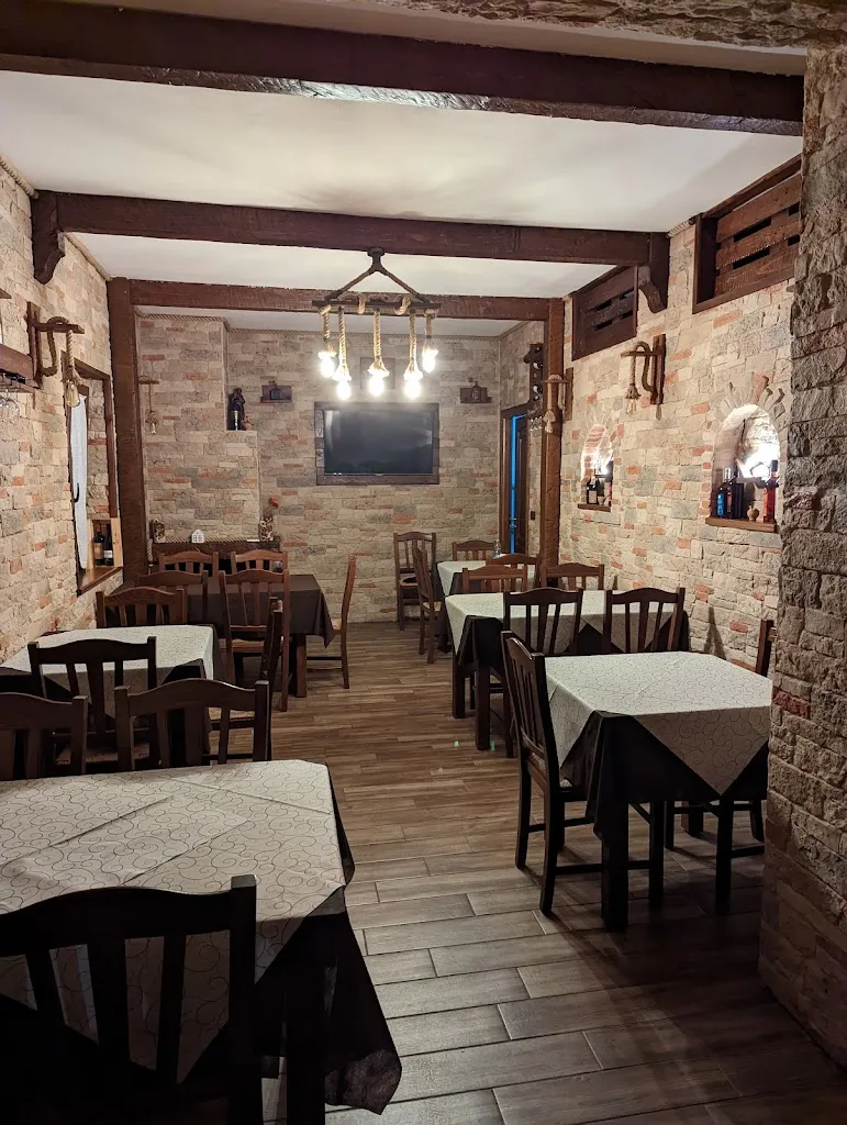 Griglieria Blaconà restaurant in Caloppezzati