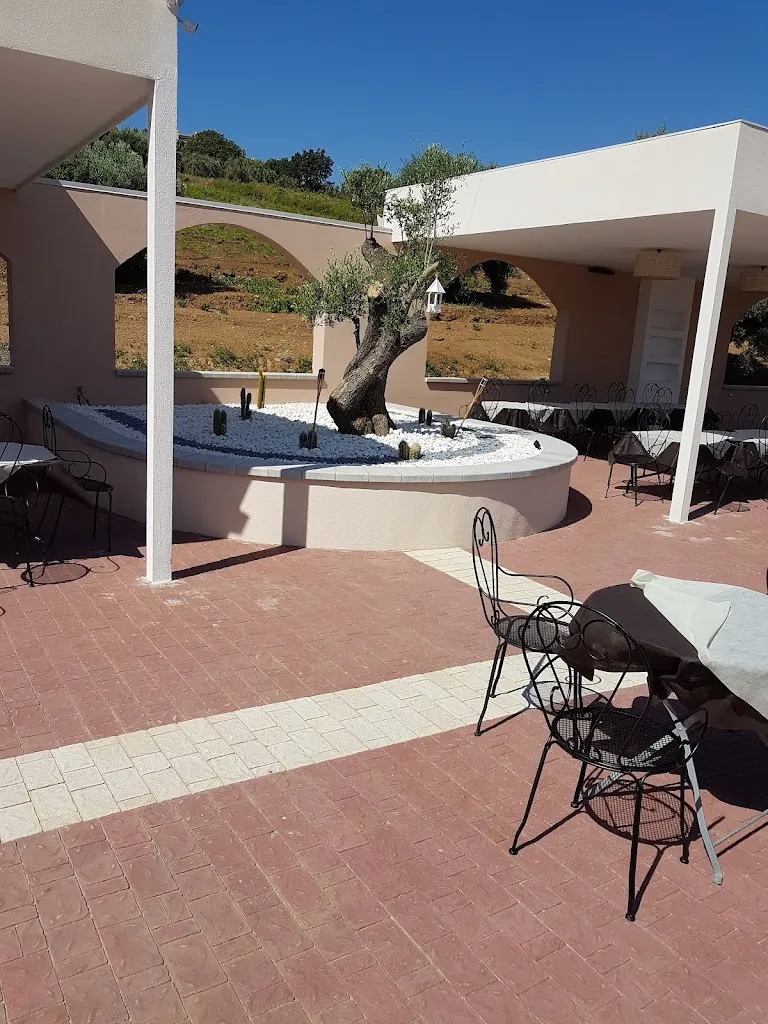 Al Rustico restaurant in Caloppezzati